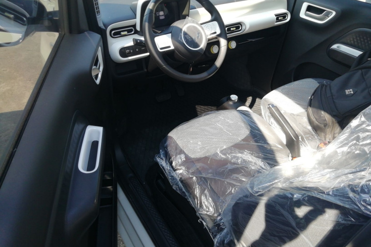 五菱汽车 宏光MINIEV 2024款 第三代 215km 青春版中控内饰7003