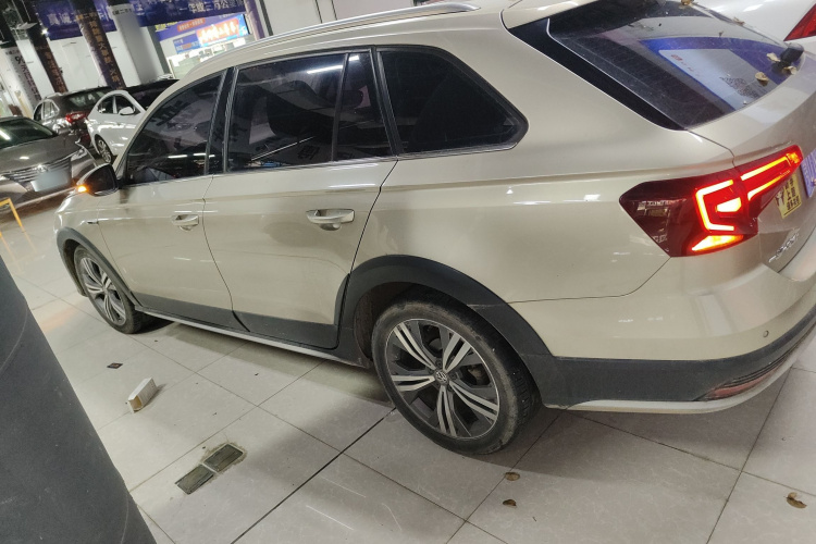 大众 C-TREK蔚领 2020款 1.5L 自动舒适型车身外观4