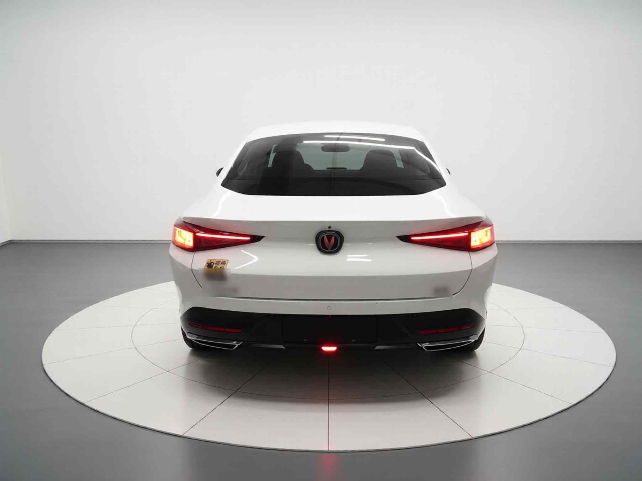 长安 逸动 2024款 1.5T GDI自动 尊贵型(4)