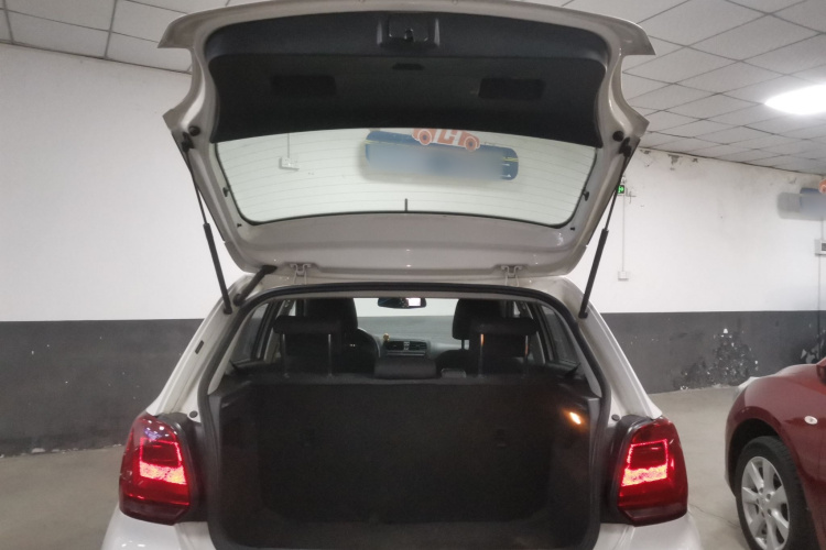 大众 Polo 2016款 1.4L 自动风尚型局部细节23