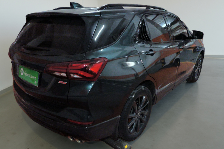 雪佛兰 探界者 2022款 轻混 550T RS 四驱智能捍界版车身外观7