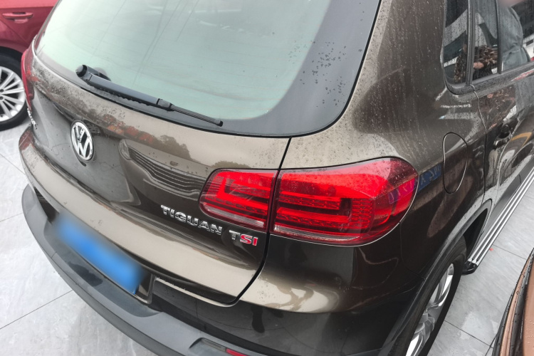 大众 途观 2015款 1.8TSI 自动两驱风尚版车身外观7