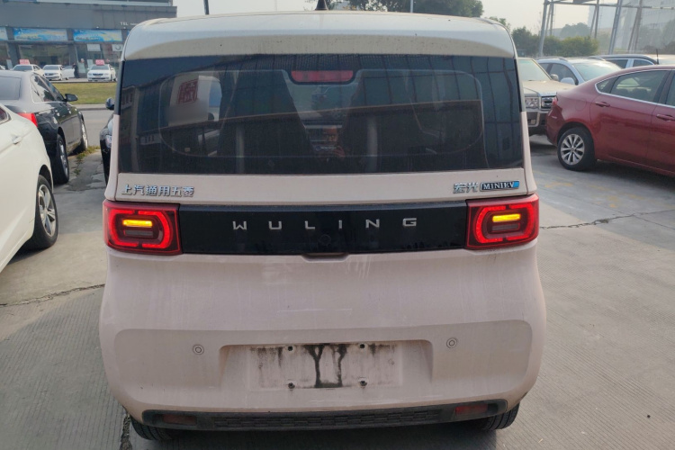 五菱汽车 宏光MINIEV 2021款 马卡龙臻享款 三元锂车身外观6
