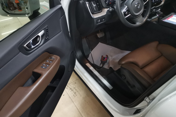 沃尔沃XC60 2021款 T5 四驱智远豪华版中控内饰20