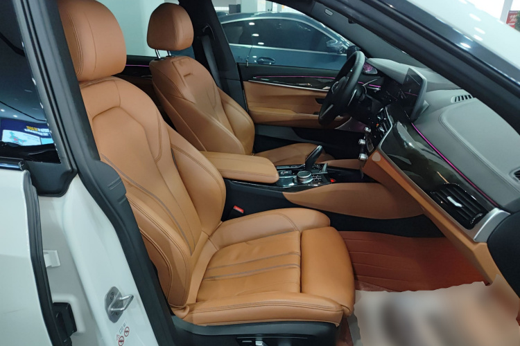 宝马6系GT 2021款 改款 630i M运动套装局部细节41