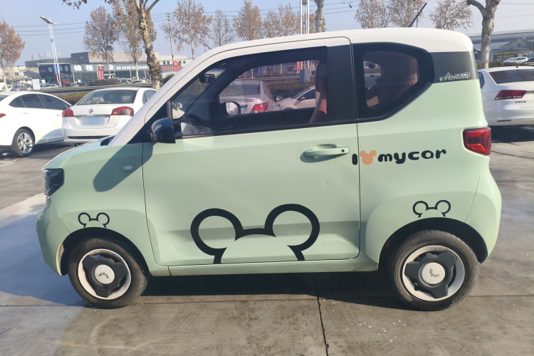 五菱汽车 宏光MINIEV 2021款 马卡龙时尚款 磷酸铁锂车身外观6003