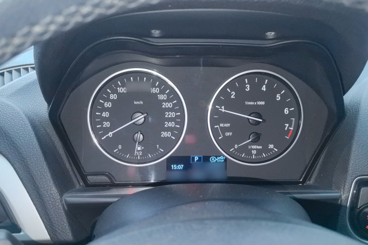 宝马1系(进口) 2016款 118i 领先型局部细节14