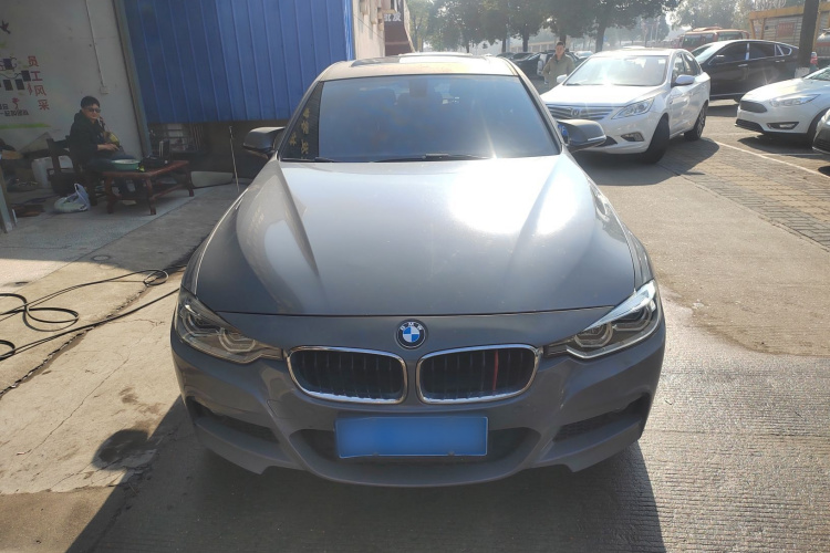 宝马3系 2018款 320i M运动套装车身外观6001