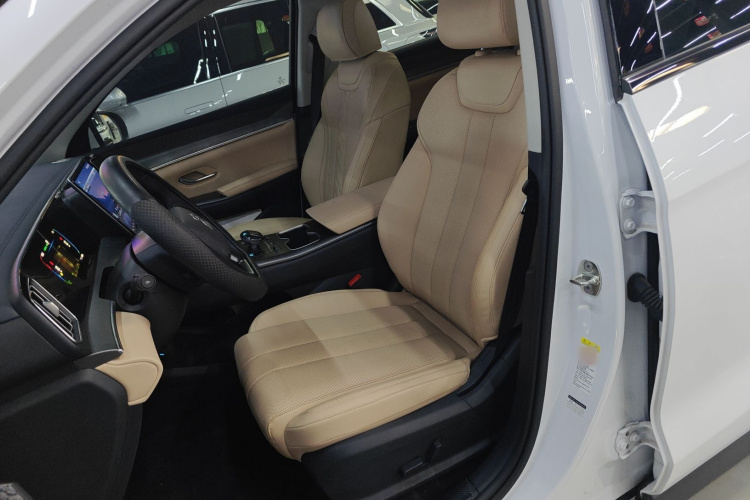 比亚迪 宋Pro新能源 2025款 第二代 DM-i 75KM领先型中控内饰19