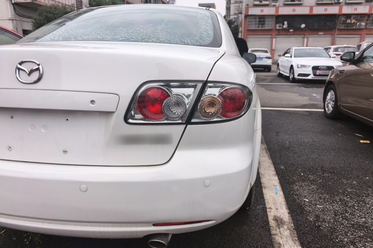 马自达6 2013款 2.0L 自动超豪华型车身外观9