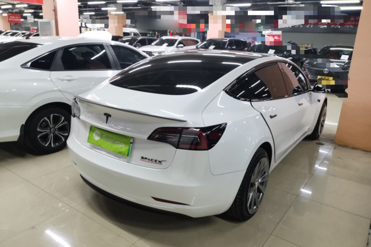 特斯拉 Model 3 2019款 标准续航后驱升级版车身外观7