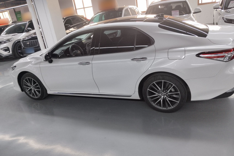 丰田 凯美瑞 2023款 2.5G 豪华版车身外观6003