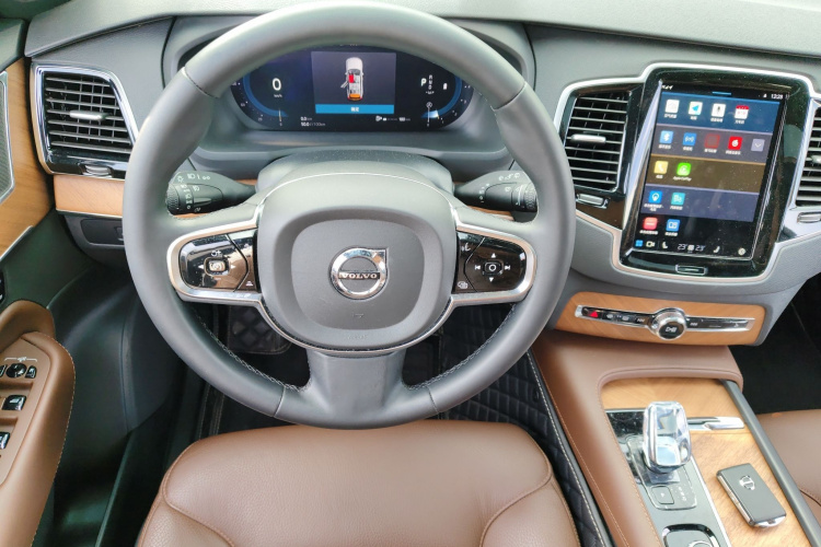 沃尔沃XC90 2024款 B6 智逸豪华版 7座中控内饰13