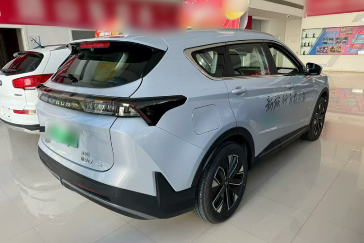 捷途山海L7 2024款 1.5T 120km  ULTRA 5座车身外观6007