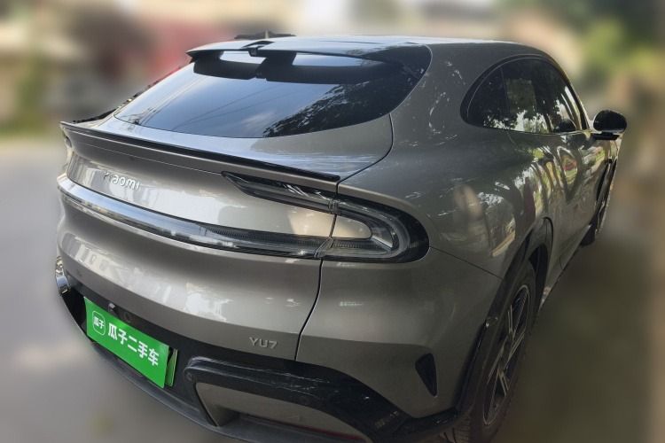 小米汽车 小米YU7 2025款 超长续航四驱Pro版车身外观7