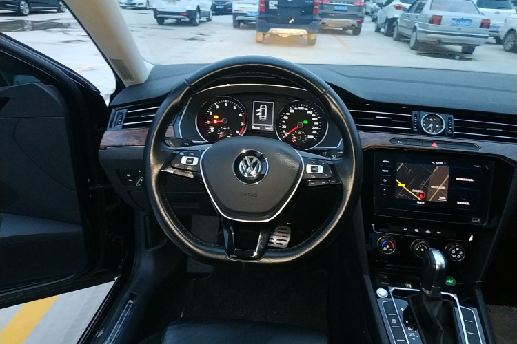 大众 迈腾 2018款 330TSI DSG 领先型中控内饰13