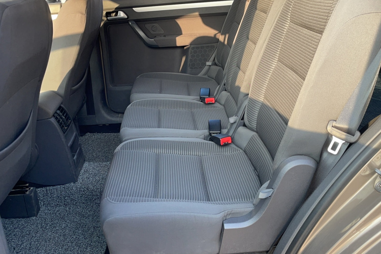 大众 途安 2015款 1.4T 手动风尚版5座中控内饰7002