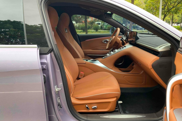 欧拉闪电猫 2022款 555km 尊贵版中控内饰7010