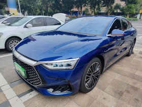 比亚迪 汉 2022款 DM-i 121KM 尊享型