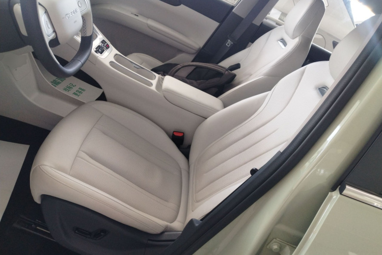 吉利银河 星愿 2025款 UP 410km 探索+版局部细节19