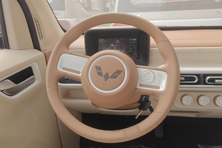 五菱汽车 宏光MINIEV 2024款 第三代 215km 青春版中控内饰13