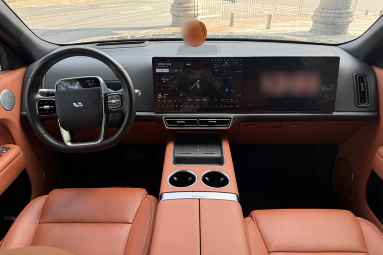 理想汽车 理想L8 2024款 Max中控内饰7007
