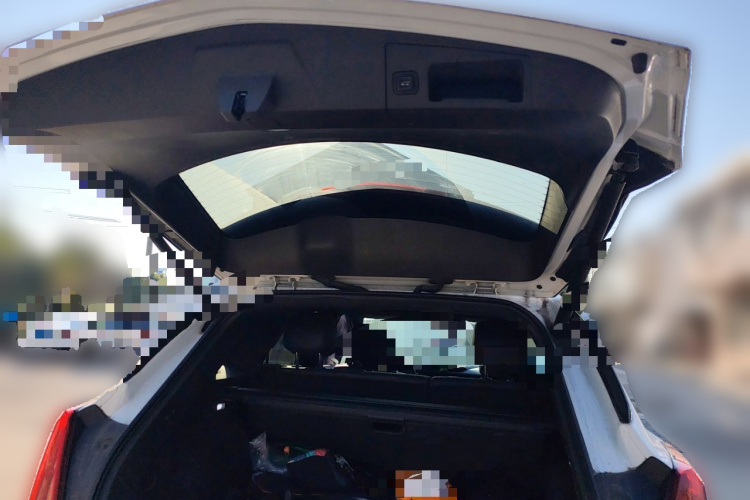 凯迪拉克XT5 2020款 28T 豪华型中控内饰23