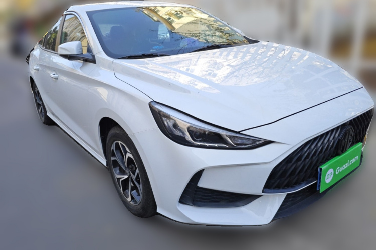 名爵 MG5 2021款 180DVVT CVT青春风尚版车身外观3