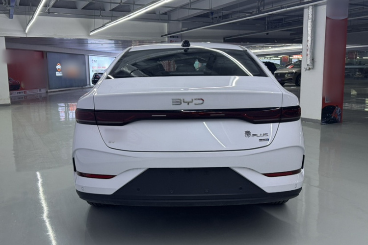 比亚迪 秦PLUS 2025款 EV 智驾版 510KM领先型车身外观6006