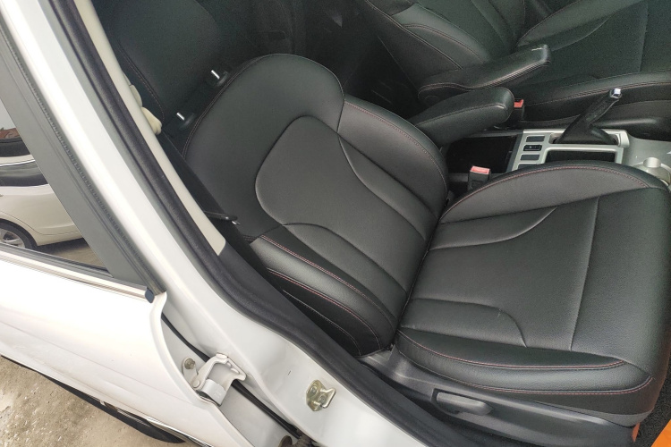 哈弗H6 2017款 经典版 1.5T 自动两驱都市型中控内饰41