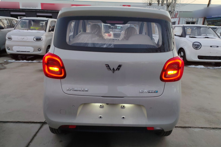 五菱汽车 宏光MINIEV 2025款 四门版 进阶款车身外观6004