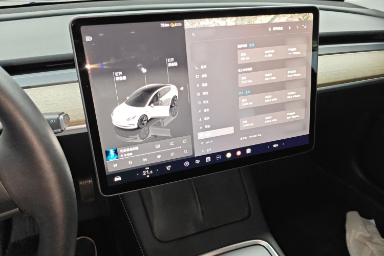 特斯拉 Model 3 2022款 后轮驱动版局部细节16