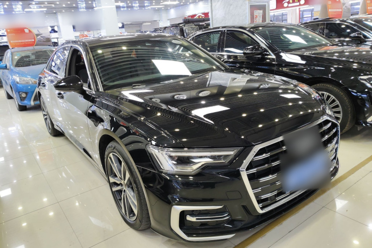 奥迪A6L 2023款 改款 40 TFSI 豪华动感型车身外观3