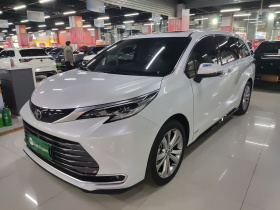丰田 赛那SIENNA 2024款 2.5L混动 臻享尊贵版