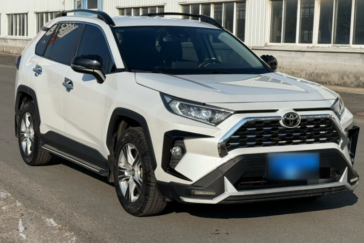 丰田 RAV4荣放 2022款 2.0L CVT两驱都市版车身外观6006