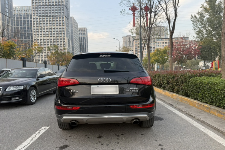 奥迪Q5 2017款 Plus 40 TFSI 技术型车身外观6005