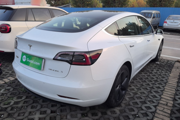特斯拉 Model 3 2020款 改款 标准续航后驱升级版车身外观7