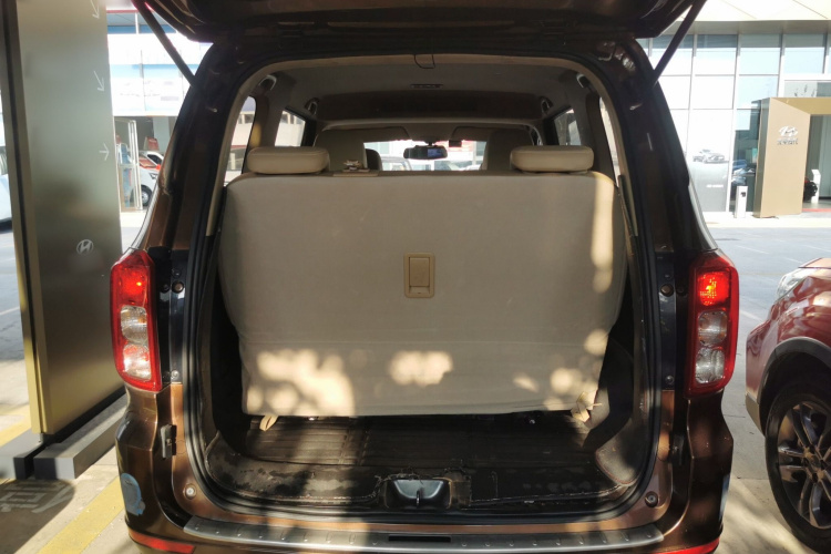 五菱汽车 五菱宏光 2018款 1.5L S舒适型L2B局部细节23