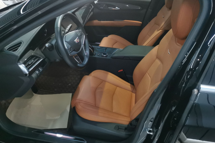 凯迪拉克CT6 2022款 28T 豪华型局部细节19
