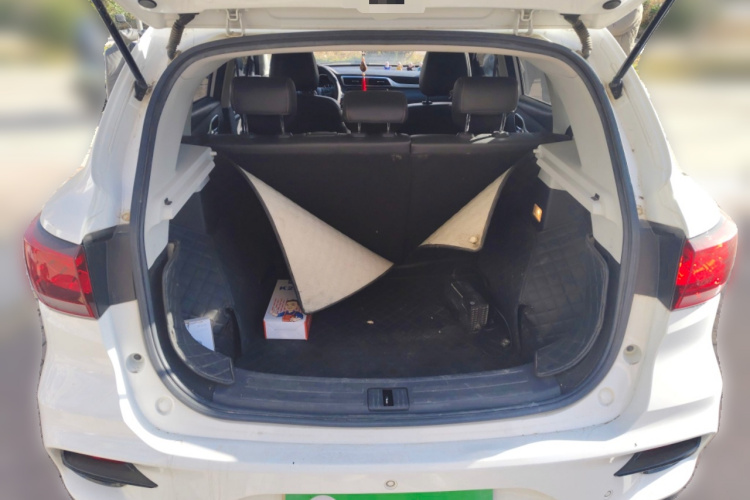 名爵ZS 2020款 180DVVT 自动Lite局部细节23