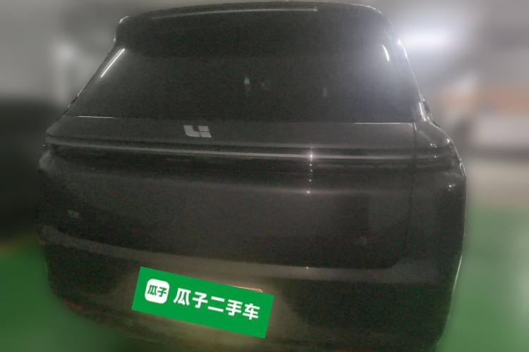 理想汽车 理想L8 2023款 Air车身外观6