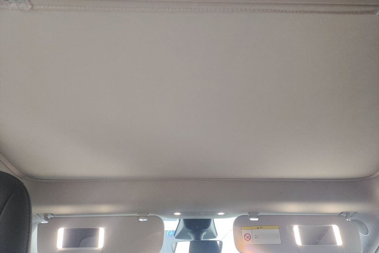 特斯拉 Model Y 2022款 长续航全轮驱动版局部细节22