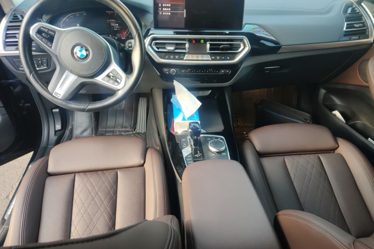 宝马X3 2022款 xDrive25i M运动套装中控内饰12