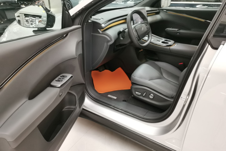 小鹏G7 2025款 702 超长续航 Max中控内饰20