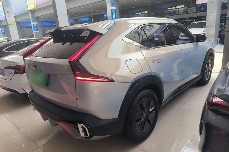 广汽传祺 影酷 2022款 1.5T 超新星版车身外观7