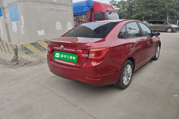 别克 英朗 2016款 15N 手动精英型车身外观7