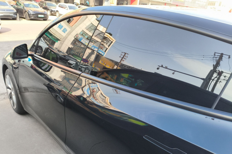 特斯拉 Model Y 2022款 改款 后轮驱动版车身外观6003