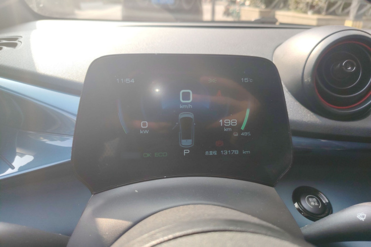 比亚迪 海豚 2021款 405km 时尚版局部细节14