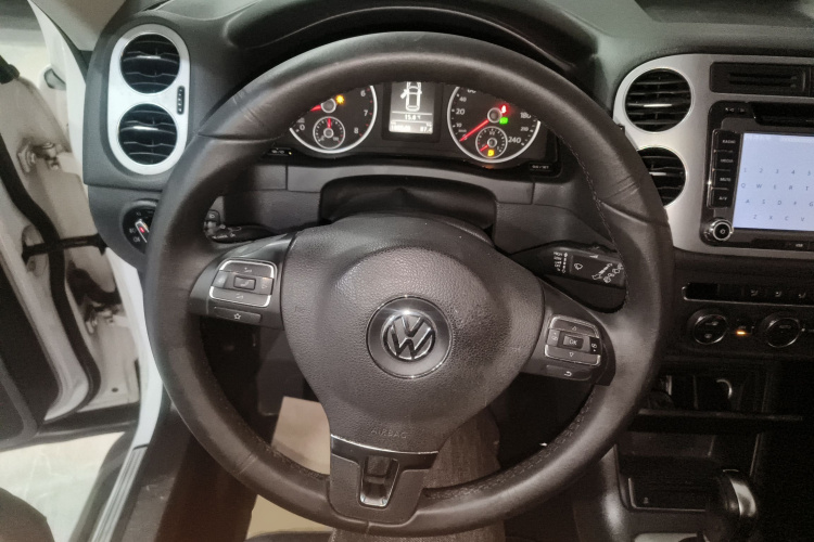 大众 途观 2013款 1.8TSI 自动四驱舒适版中控内饰13