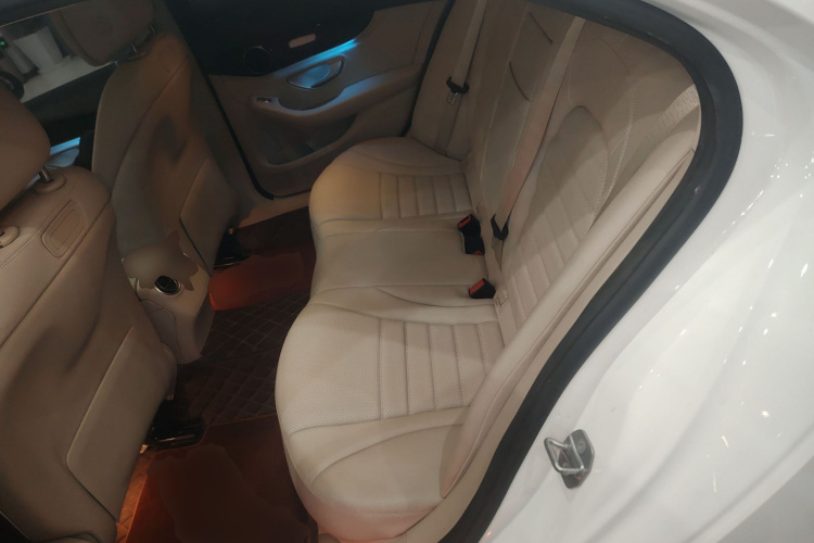 奔驰C级 2017款 改款 C 200 L中控内饰21